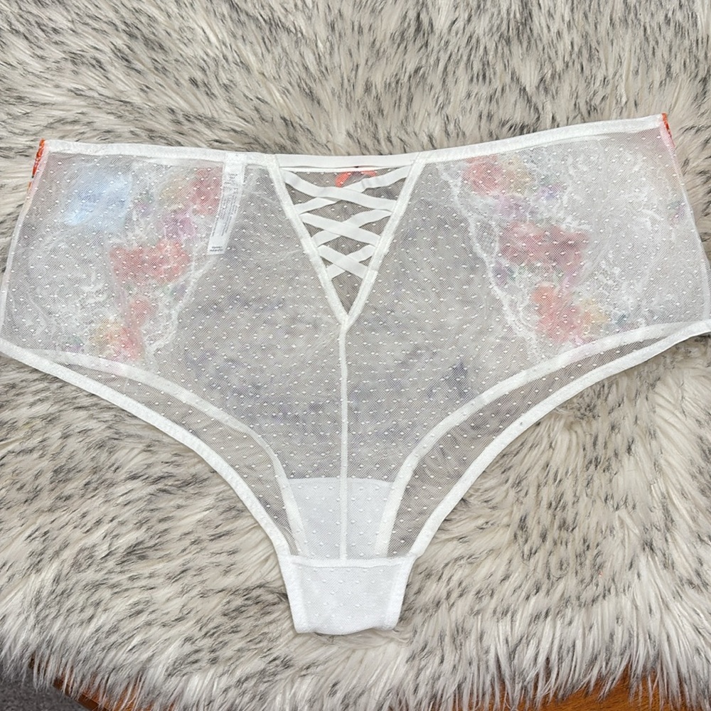 ✨3/$32✨ NWT CACIQUE Mid-Waist Cheeky - Picture 3 of 6